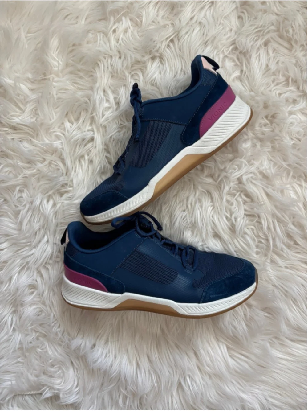 VIONIC Women's Fearless Sneaker in Dark Blue Berry size